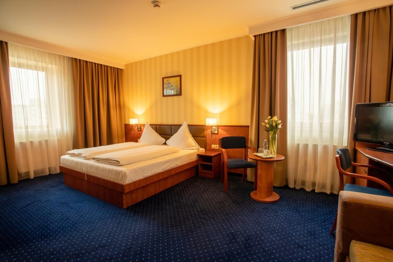Business Hotel Vega Wrocław Exterior foto